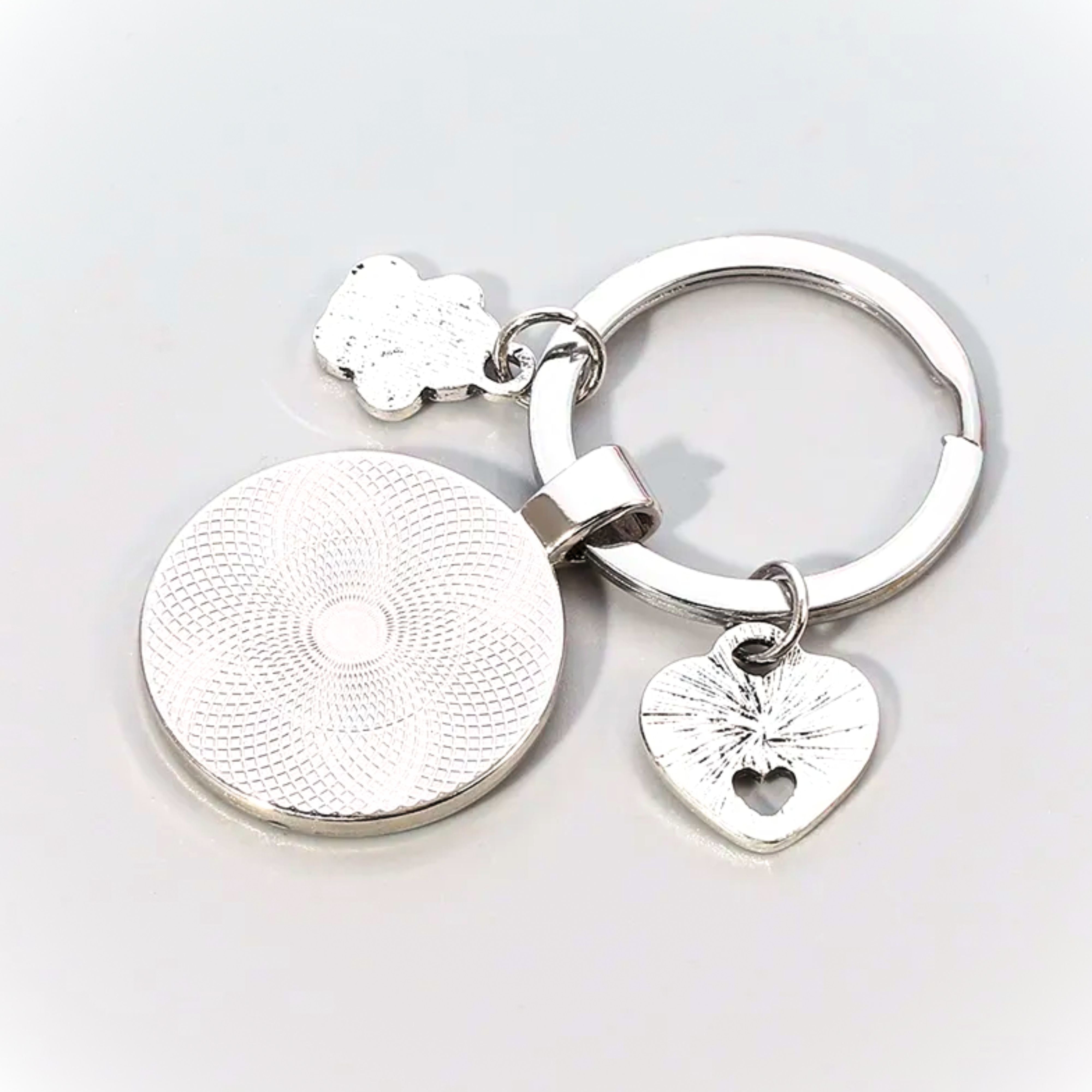 Gemify™ Dog photo keychain set Custom Pet Photo Paw & Heart Keychain